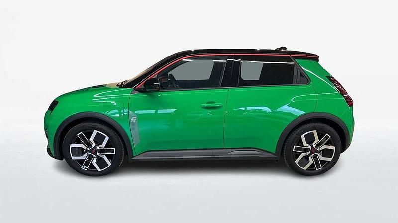 Brugt Renault 5 E-Tech Komfort 77 kW (106 HK) 2025 Grøn Sedan