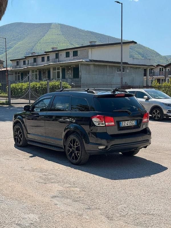 Usata Fiat Freemont Black Code 170 CV (125 kW) 2015 Nero SUV