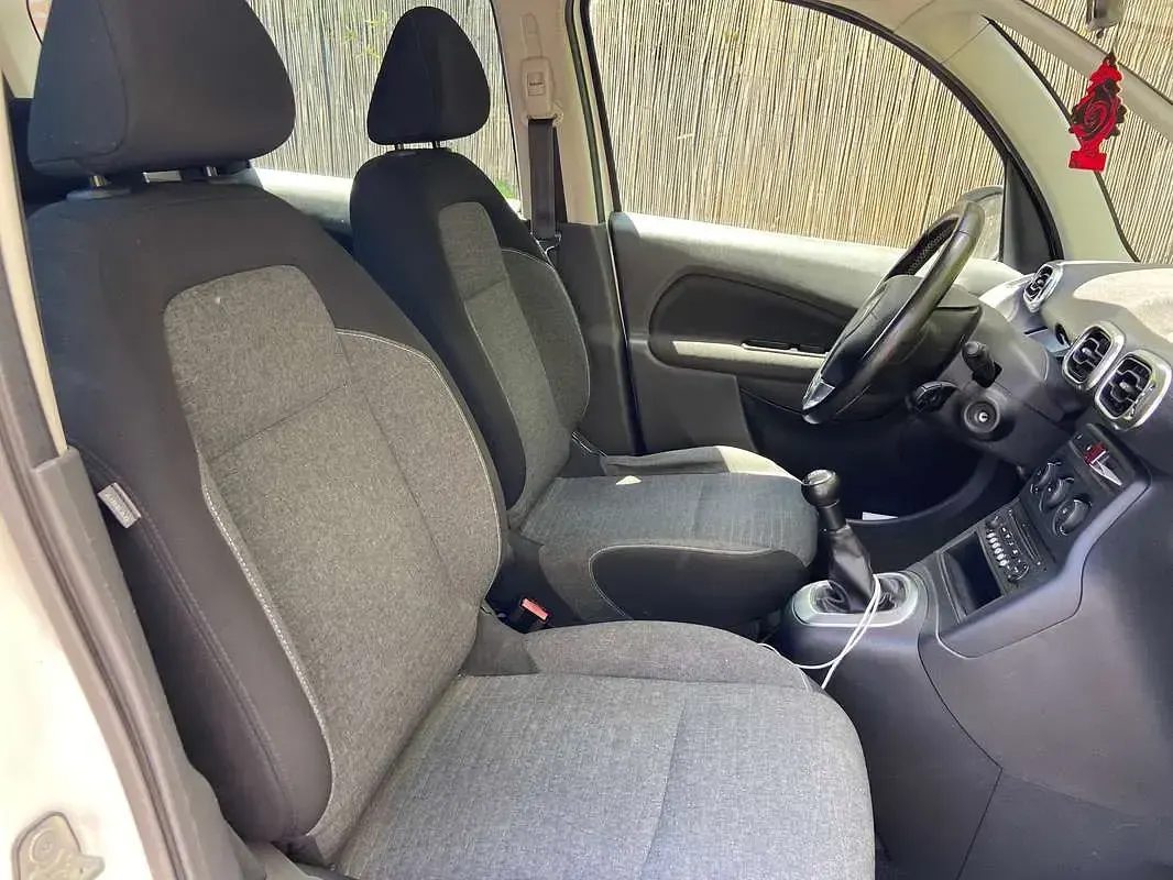 Usata Citroën C3 Feel 99 CV (72 kW) 2017 Bianco Monovolume