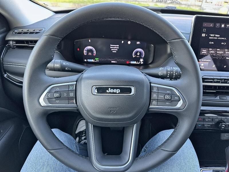 Usata Jeep Compass Summit 131 CV (96 kW) 2024 Grigio SUV