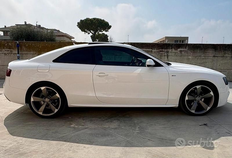 Usata Audi A5 S-Line 190 CV (139 kW) 2015 Bianco Coupé