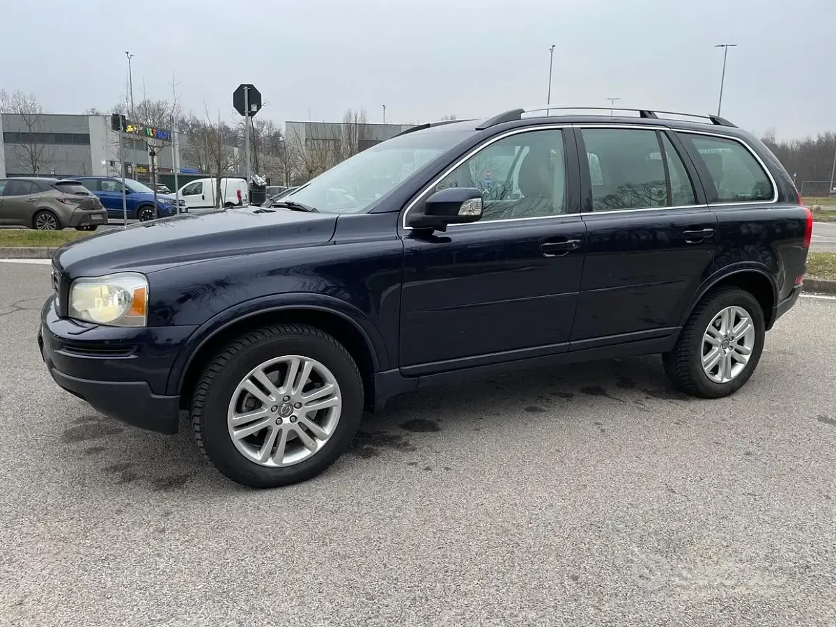 Usata Volvo XC90 Executive 185 CV (136 kW) 2008 Blu SUV