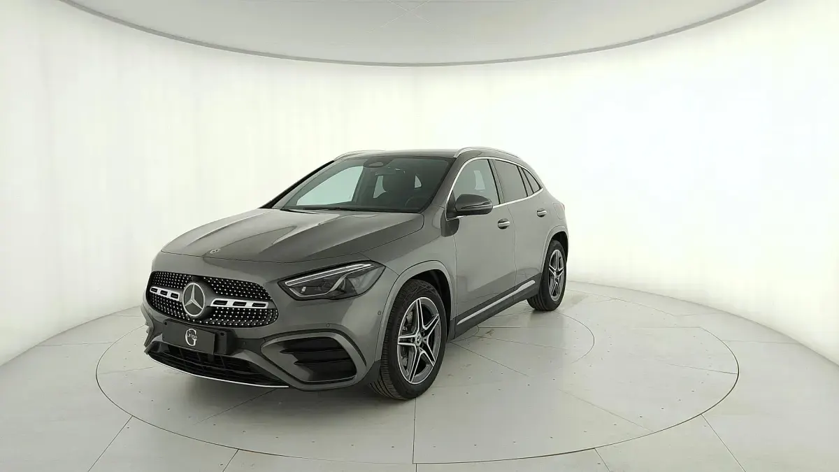 Usata Mercedes GLA200 Advanced Plus 150 CV (110 kW) 2025 SUV