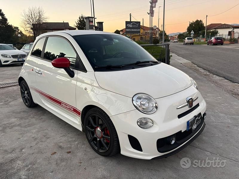 Usata Abarth 500 Custom 135 CV (99 kW) 2014 Bianco Berlina