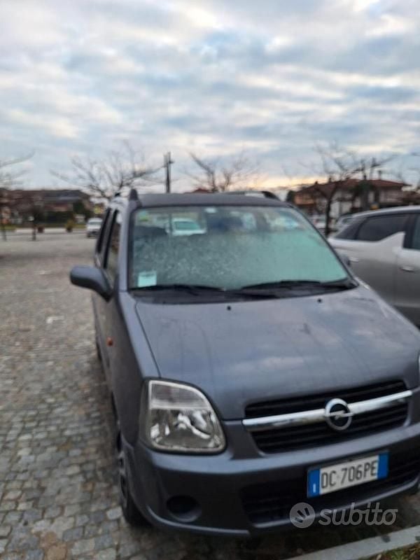 Usata Opel Agila 2009 Grigio Utilitaria