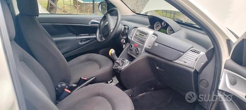 Usata Lancia Ypsilon 2011 Bianco Utilitaria