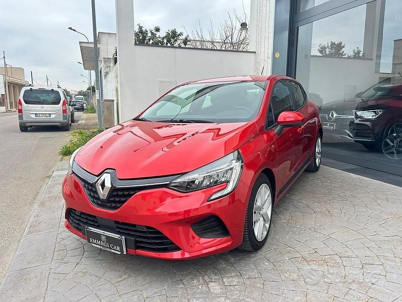 Usata Renault Clio V Techno 101 CV (74 kW) 2022 Rosso Berlina