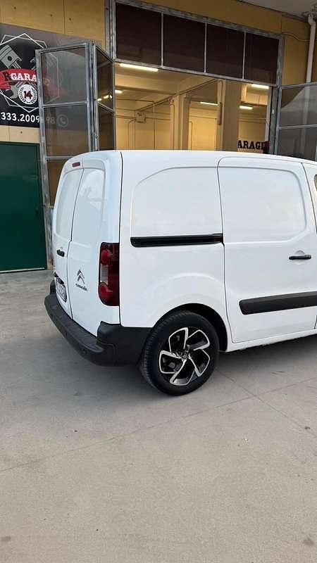 Usata Peugeot TePee Active 75 CV (55 kW) 2017 Station wagon