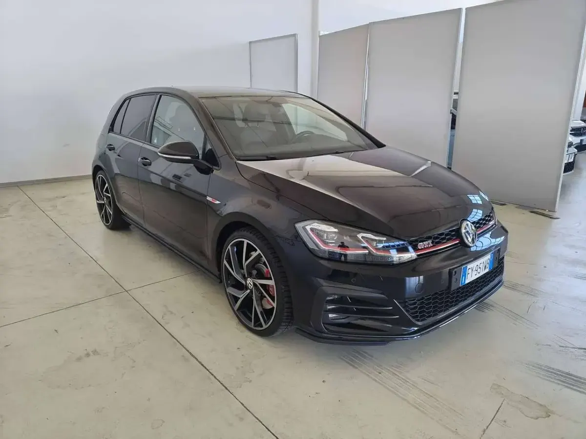 Usata VW Golf VII GTI 245 CV (180 kW) 2019 Nero Berlina
