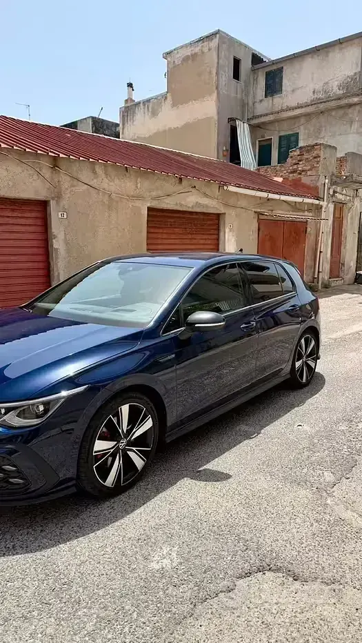 Usata VW Golf VIII GTD 200 CV (147 kW) 2025 Bluazzurro Berlina