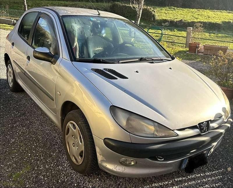 Usata Peugeot 206 60 CV (44 kW) 2000 Berlina