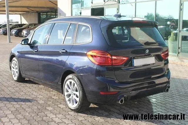 Usata BMW 220 Gran Tourer 190 CV (139 kW) 2019 Blu metallizzato Monovolume