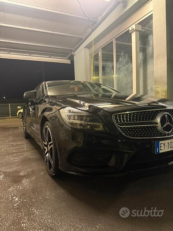Usata Mercedes CLS350 Premium 252 CV (185 kW) 2015 Nero Berlina