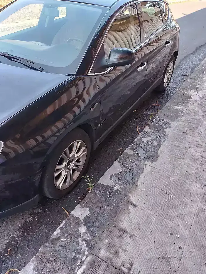 Usata Lancia Delta 120 CV (88 kW) 2012 Nero Utilitaria