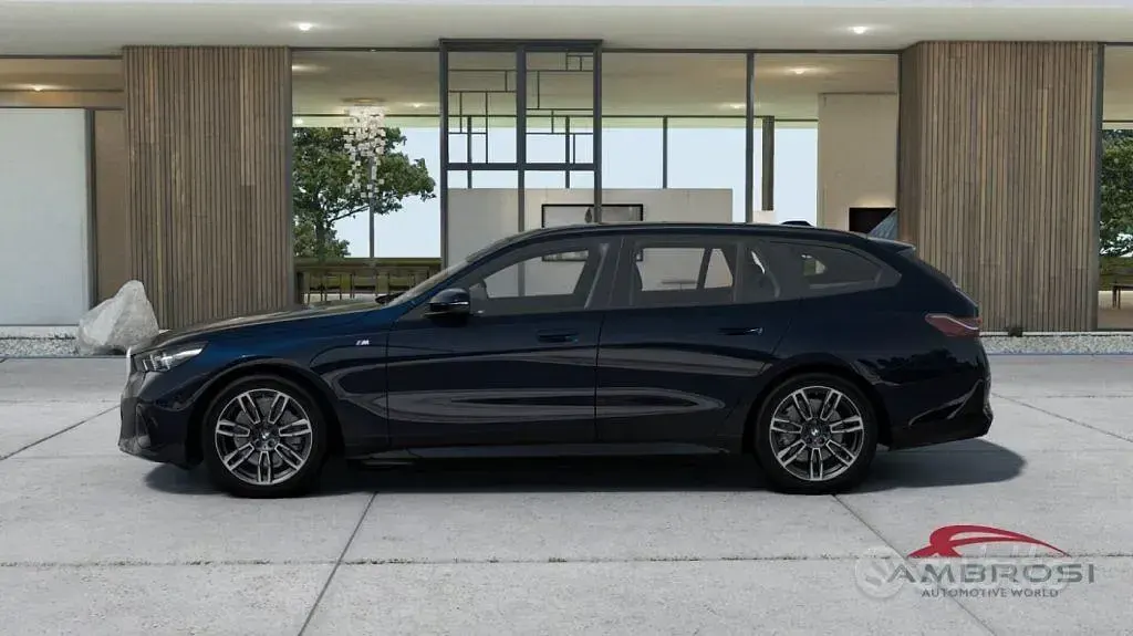 Nuova BMW 520 M Sport 197 CV (144 kW) 2025 Nero Station wagon
