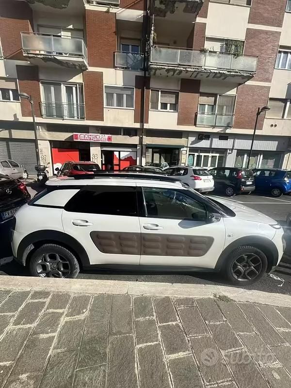 Usata Citroën C4 Shine Edition 2015 Bianco SUV