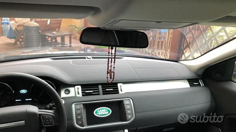 Usata Land Rover Range Rover evoque 150 CV (110 kW) 2019 Blu Berlina