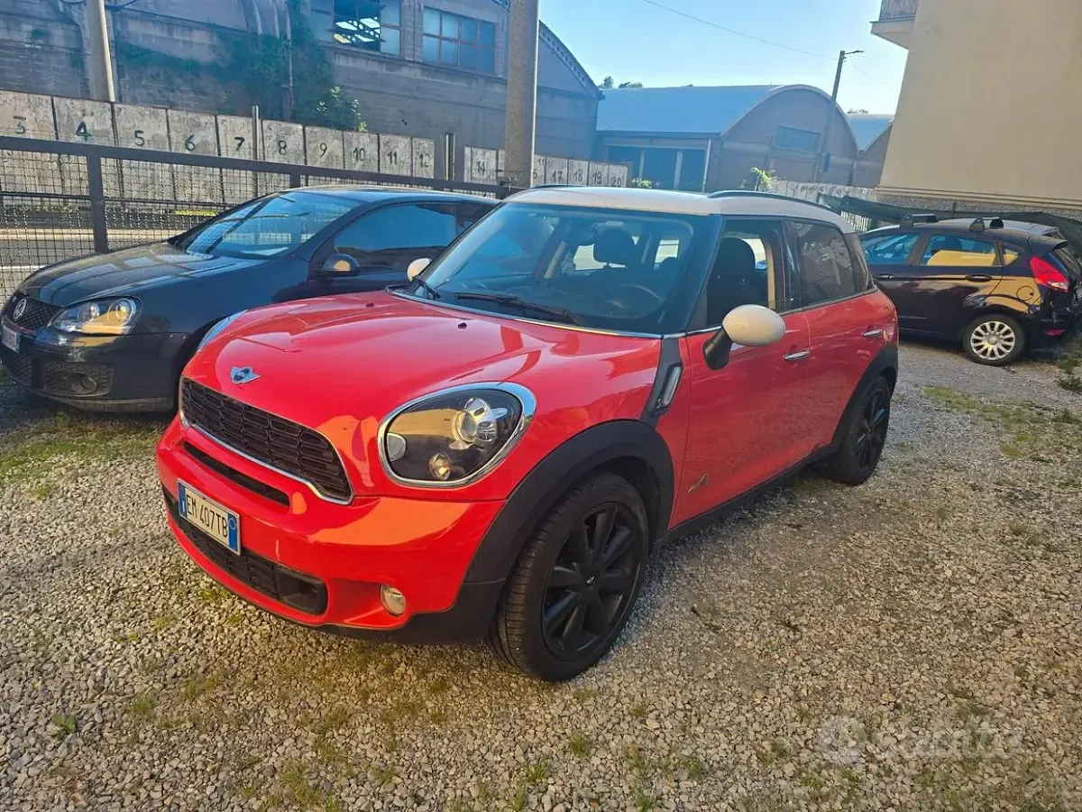 Usata Mini Cooper Countryman 184 CV (135 kW) 2012 Rosso SUV