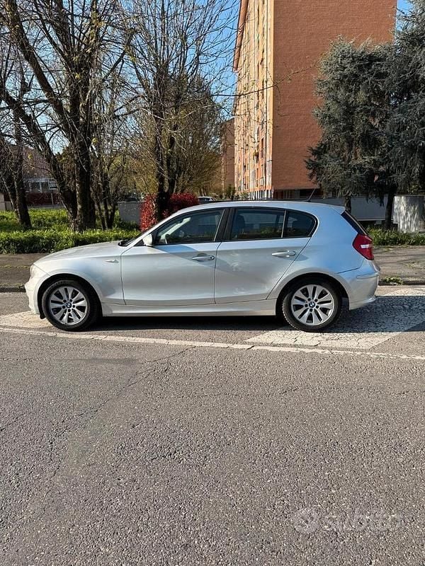 Usata BMW 116 2009 Grigio Utilitaria