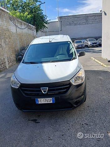 Gebraucht Dacia Dokker 75 PS (55 kW) 2016 Van / Kleinbus