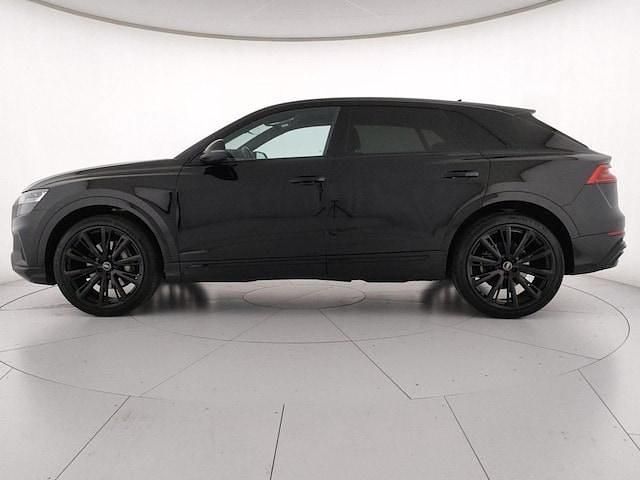 Usata Audi Q8 S-Line 231 CV (169 kW) 2022 Nero mito metallizzato SUV