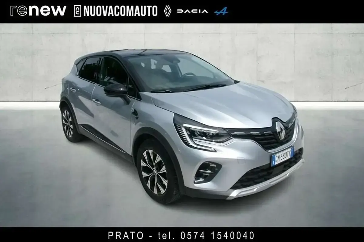 Usata Renault Captur Techno 143 CV (105 kW) 2023 Argento SUV