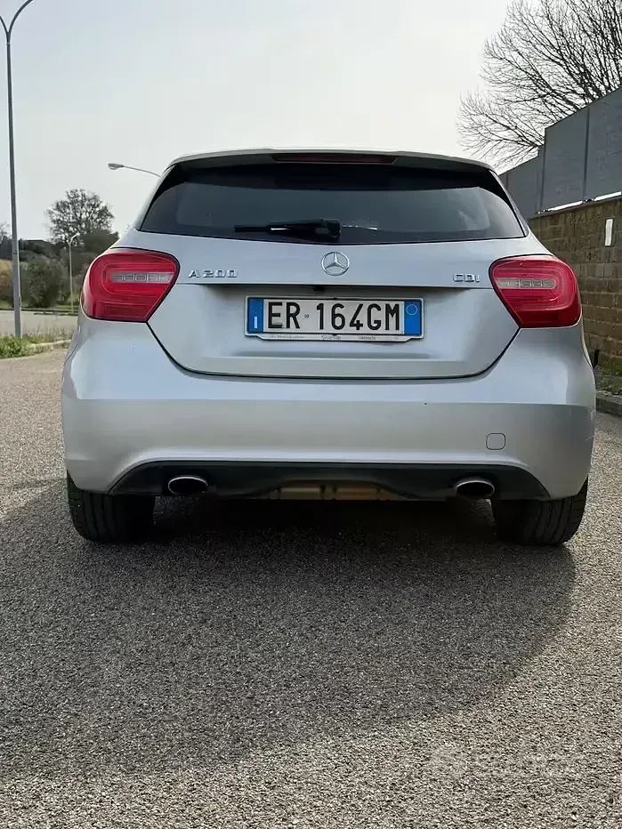 Usata Mercedes A200 Premium 136 CV (100 kW) 2013 Grigio Berlina