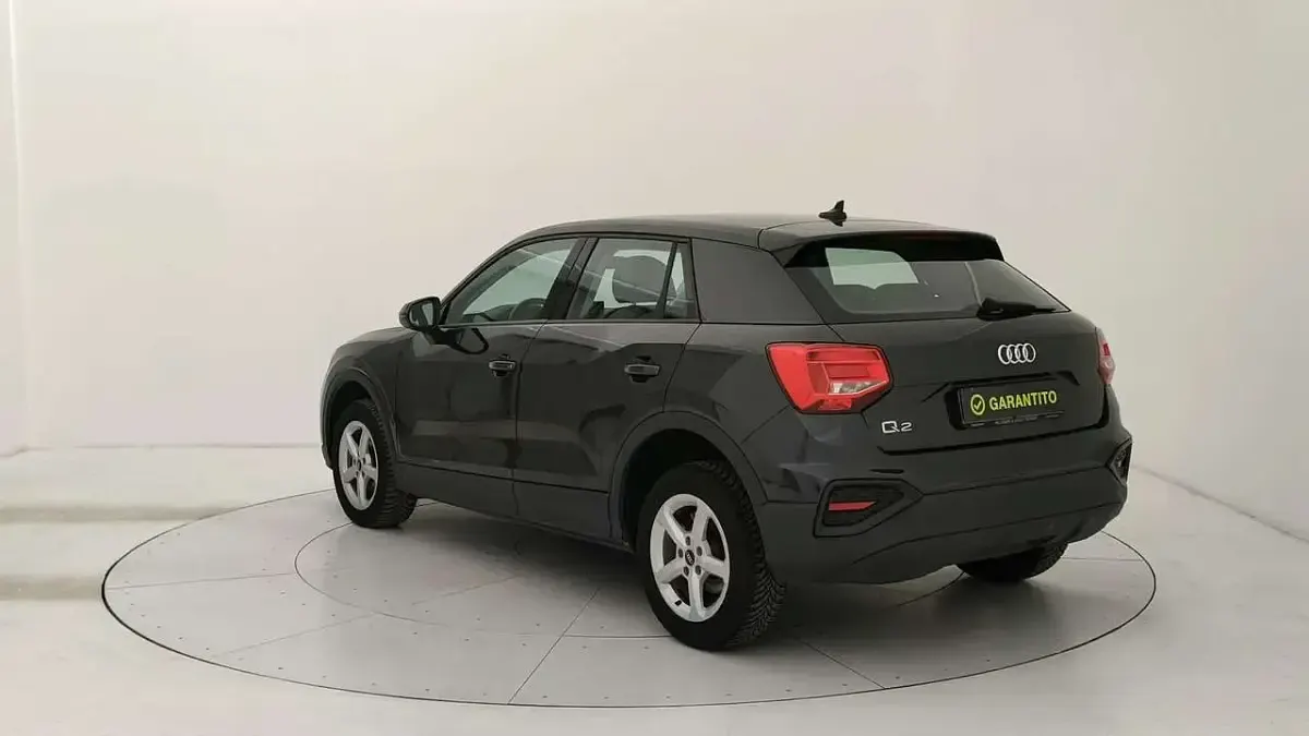 Usata Audi Q2 116 CV (85 kW) 2022 Grigio SUV