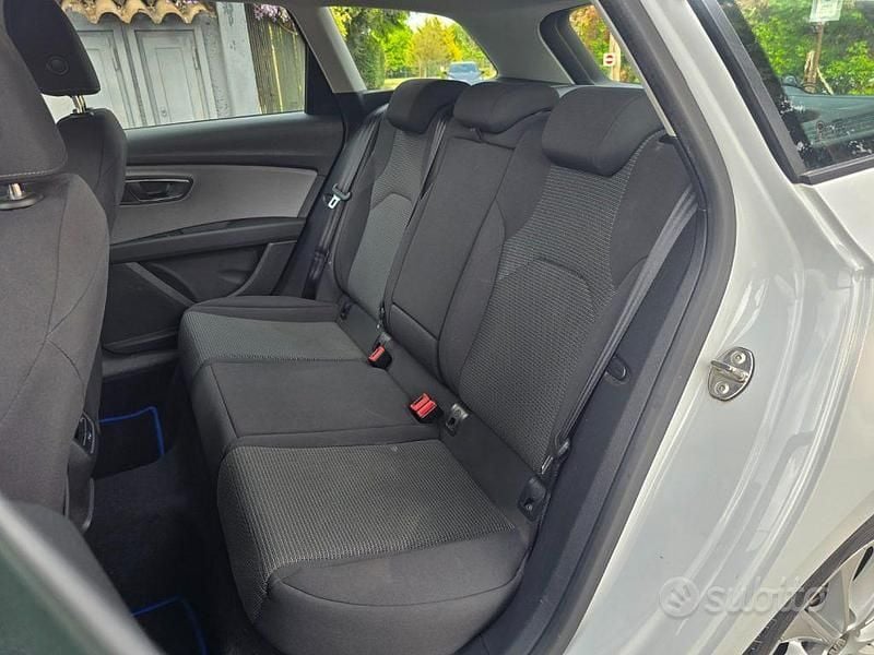 Usata Seat Leon ST Style 115 CV (84 kW) 2017 Bianco Station wagon
