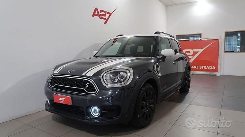 Usata Mini Cooper Countryman Business 224 CV (164 kW) 2019 Grigio SUV