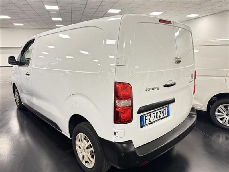 Usata Citroën Jumpy Comfort 120 CV (88 kW) 2019 Grigio chiaro Monovolume