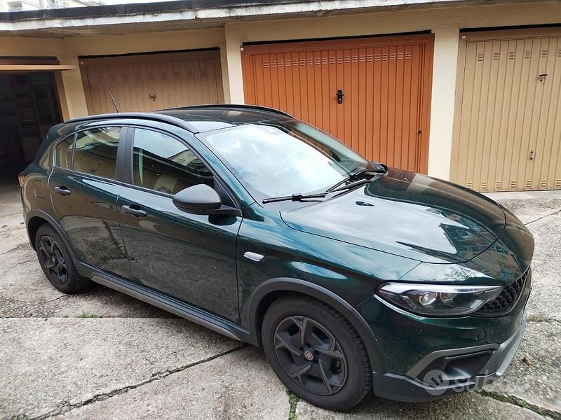 Usata Fiat Tipo 130 CV (95 kW) 2021 Verde Berlina
