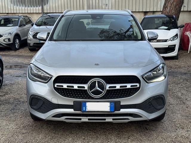Usata Mercedes GLA180 Executive 116 CV (85 kW) 2022 Grigio SUV