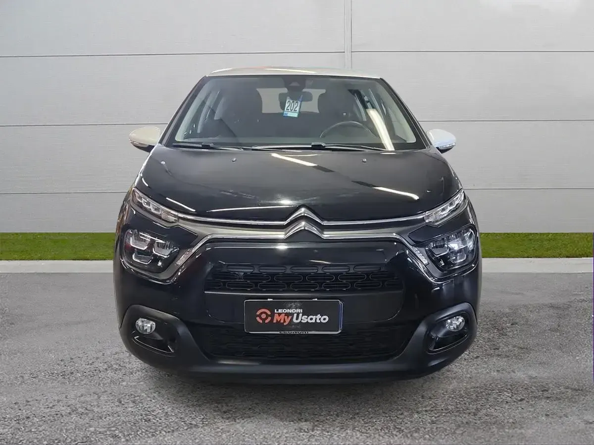 Usata Citroën C3 83 CV (61 kW) 2024 Nero / tetto bianco Berlina