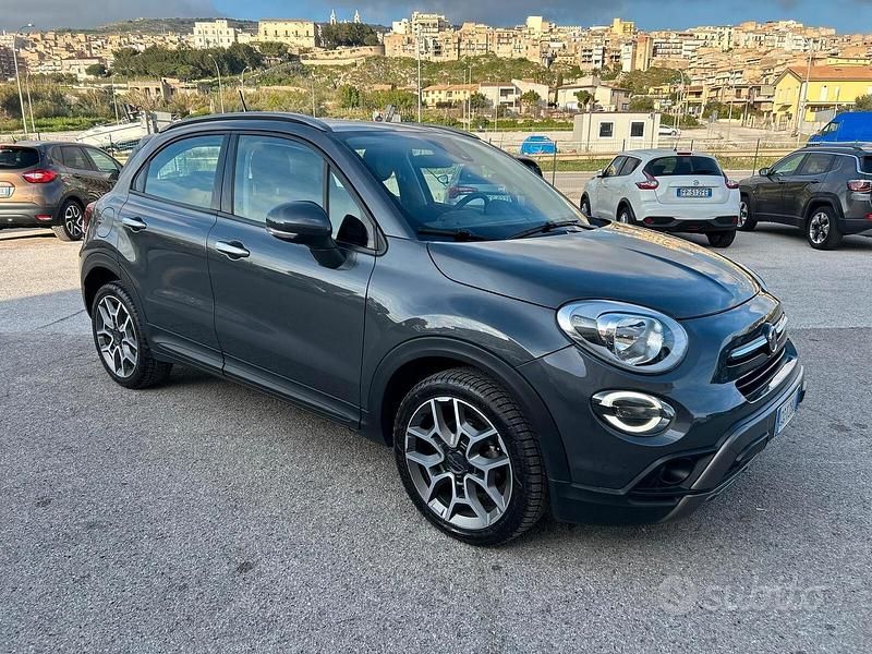 Usata Fiat 130 Cross 130 CV (95 kW) 2021 Grigio Berlina