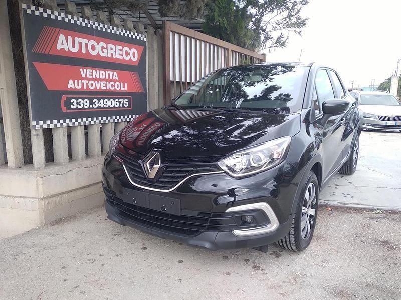 Nero Usata 2019 Renault Captur SUV | 11.900 € (Super prezzo) - Immagine 1/4