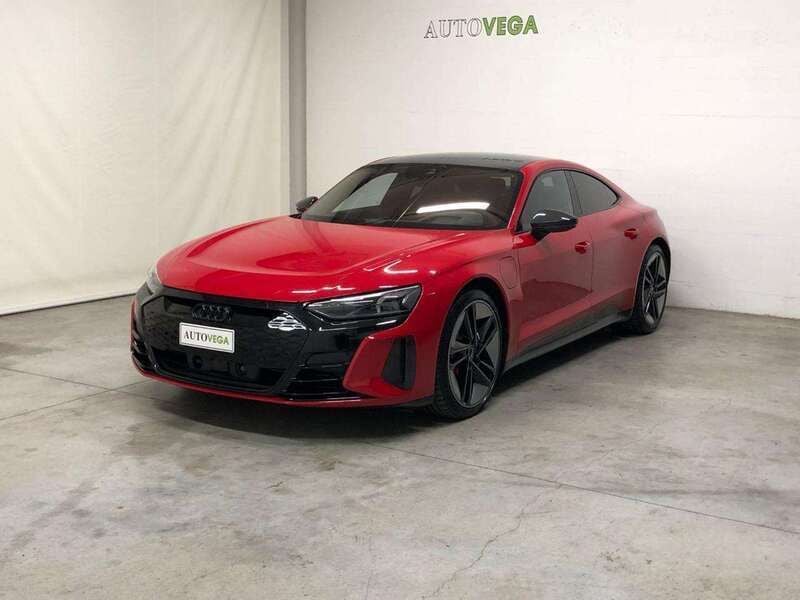 Usata Audi RS e-tron GT Comfort 475 kW (646 CV) 2021 Rosso tango / pastello Berlina