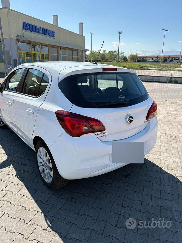 Usata Opel Corsa 90 CV (66 kW) 2018 Bianco Utilitaria
