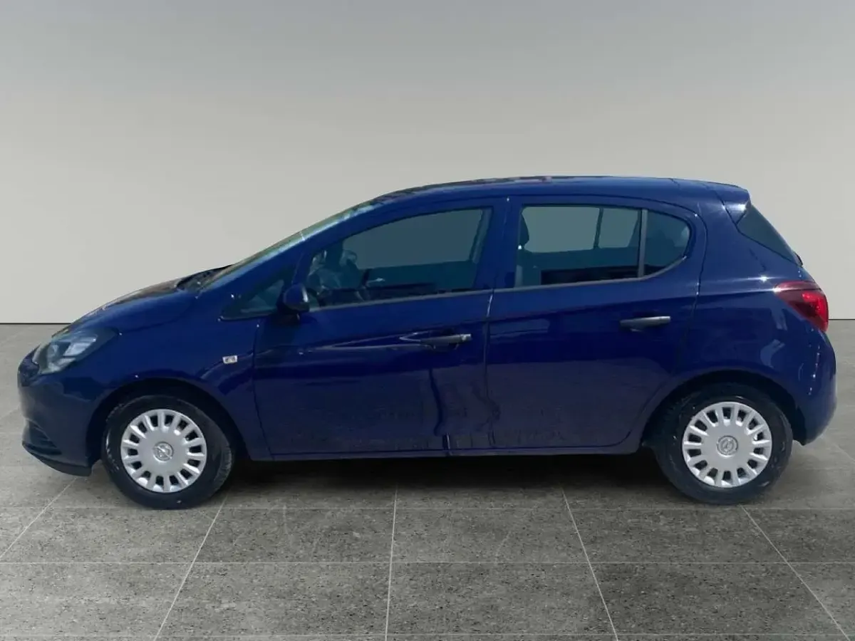 Usata Opel Corsa Cosmo 90 CV (66 kW) 2016 Blu/azzurro Utilitaria