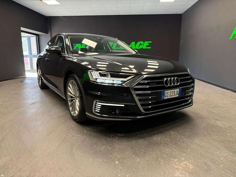 Nero Usata 2020 Audi A8 Ambiente Tre volumi | 43.490 € (Buon prezzo) - Immagine 1/4