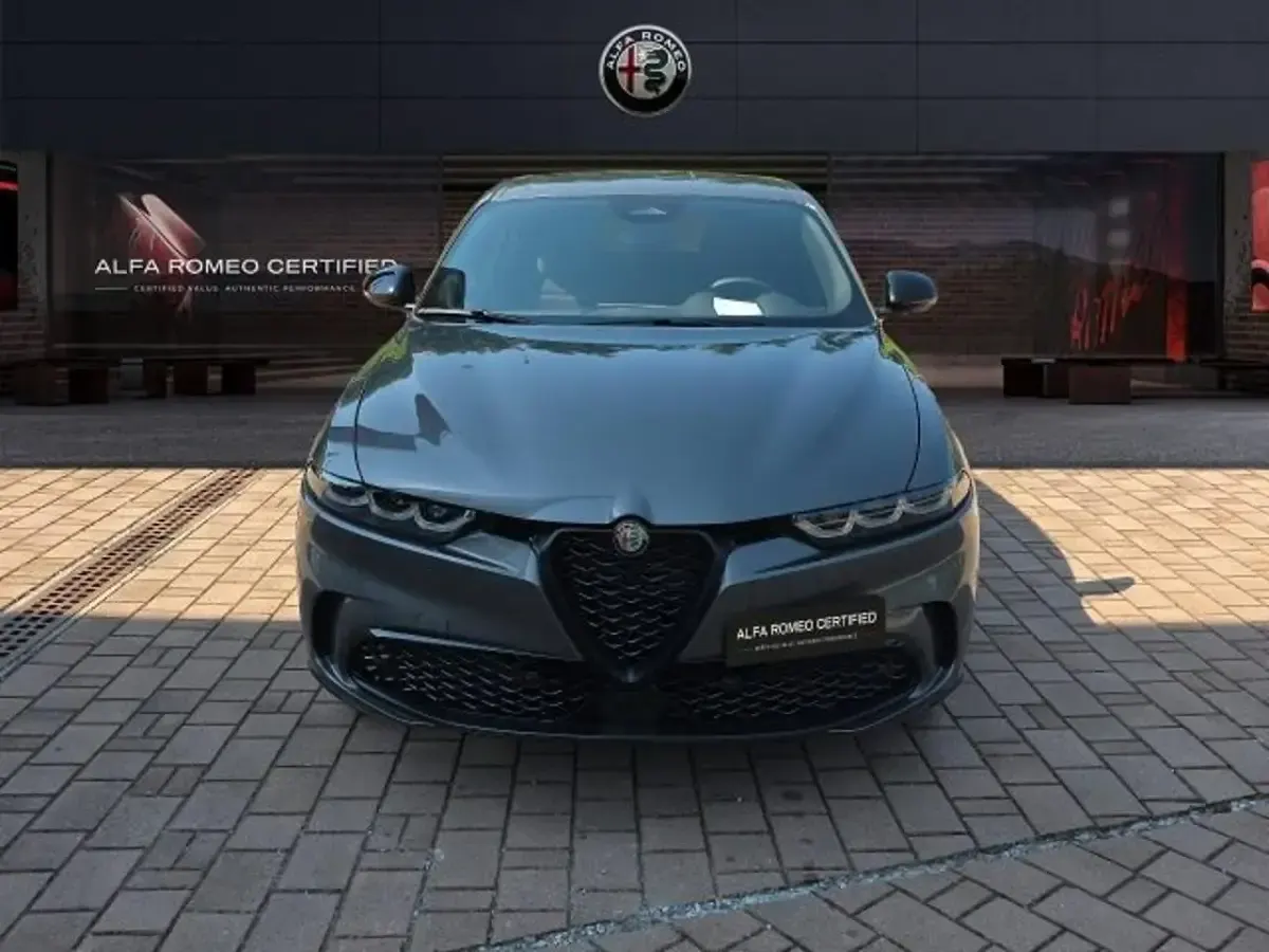 Nuova Alfa Romeo Tonale Veloce 160 CV (117 kW) 2025 Grigio SUV