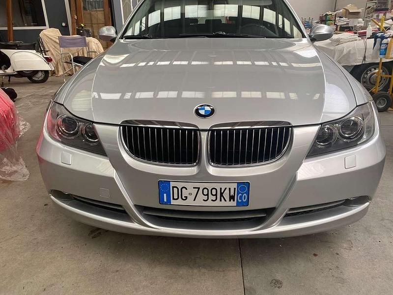 Usata BMW 330 231 CV (169 kW) 2007 Argento Station wagon