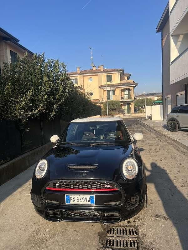 Usata Mini John Cooper Works Hype 231 CV (169 kW) 2016 Utilitaria