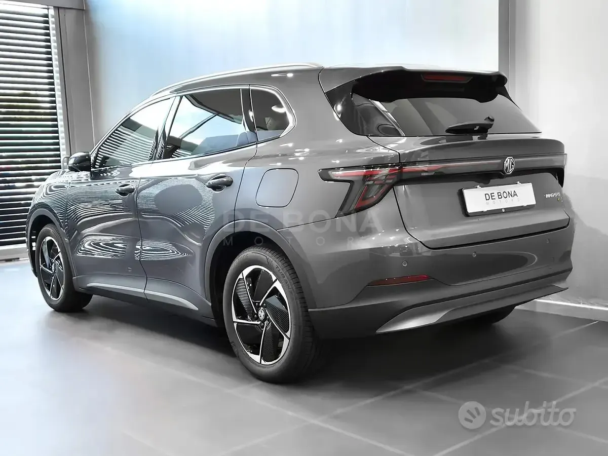 Usata MG ZS Luxury 83 kW (114 CV) 2025 Grigio SUV