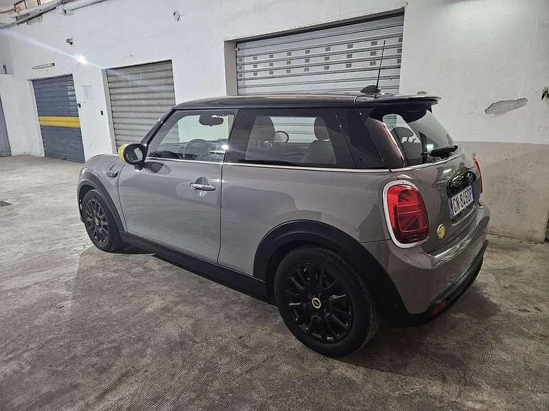 Usata Mini Cooper SE 75 kW (102 CV) 2021 Utilitaria