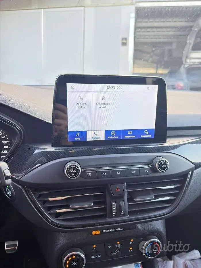 Usata Ford Focus ST-Line 120 CV (88 kW) 2020 Bianco Berlina
