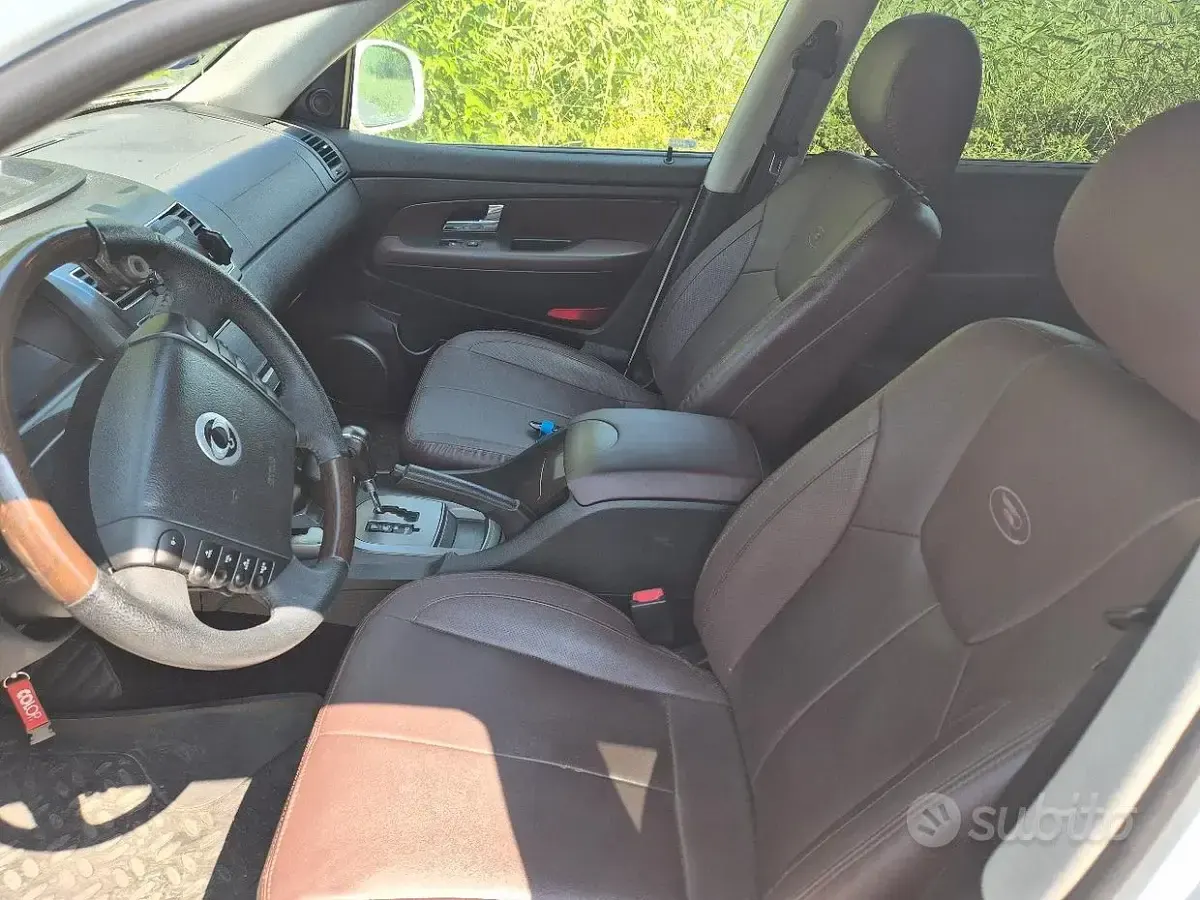 Usata SsangYong Rexton 155 CV (114 kW) 2014 Bianco SUV