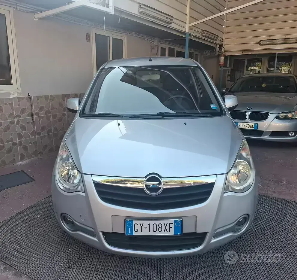 Usata Opel Agila Enjoy 94 CV (69 kW) 2012 Grigio Utilitaria