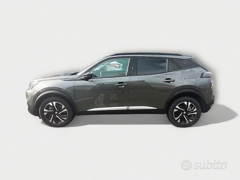 Usata Peugeot 2008 Allure 131 CV (96 kW) 2022 Grigio SUV