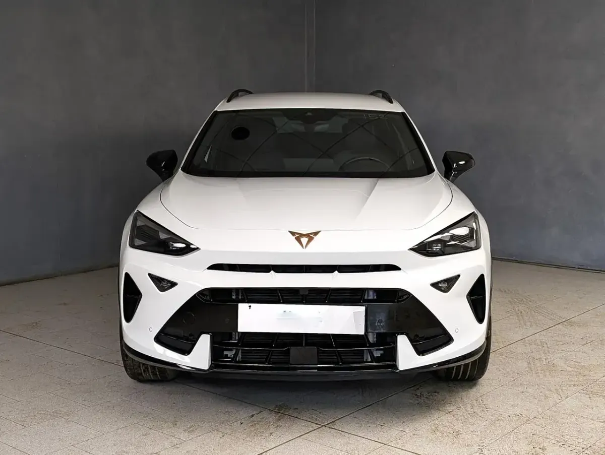 Usata Cupra Formentor 150 CV (110 kW) 2025 Bianco SUV